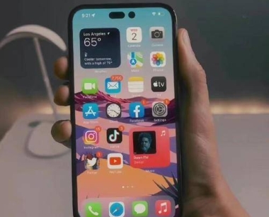 iPhone14 Pro真机提前上手,刘海变成感叹号!